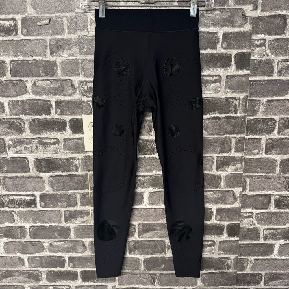 Ultracor knockout leggings black dot perforated